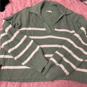 hollister sweater